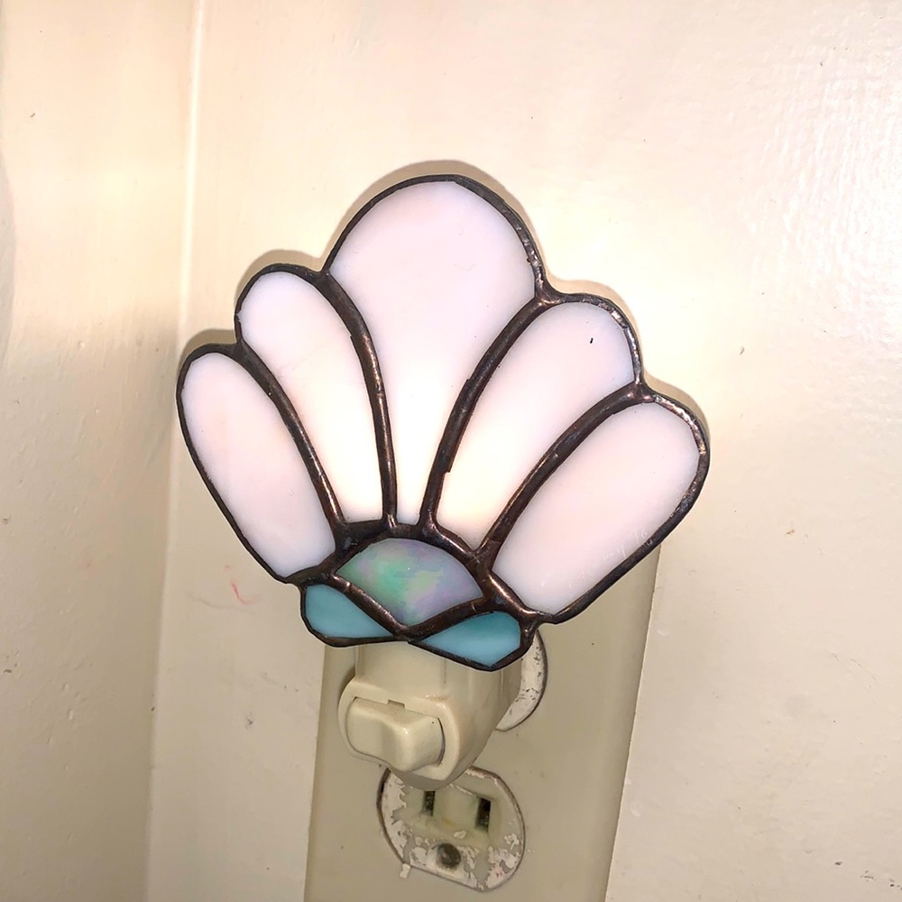 Hand made Stained Glass nightlight blue shell